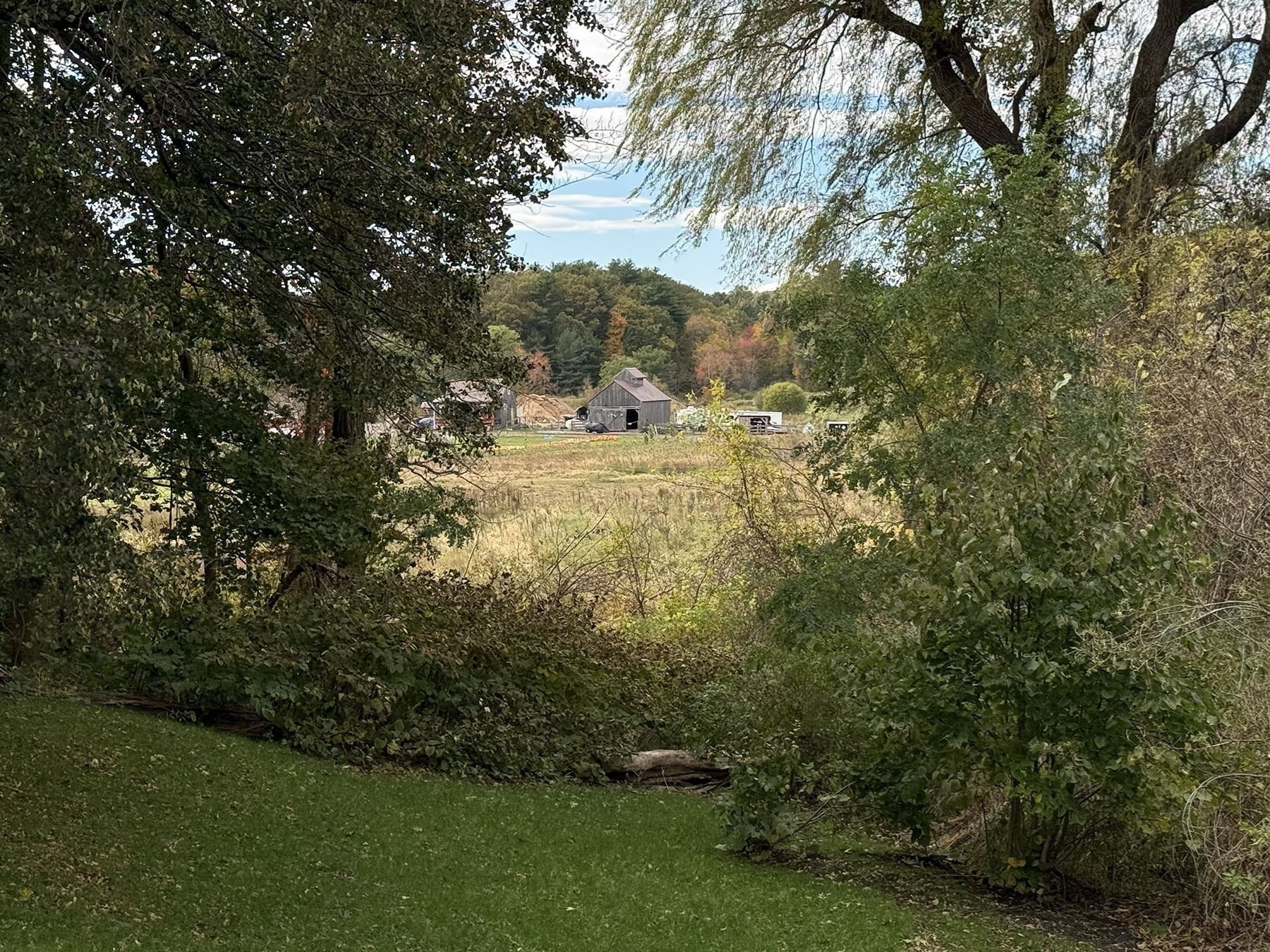 main property photo 28