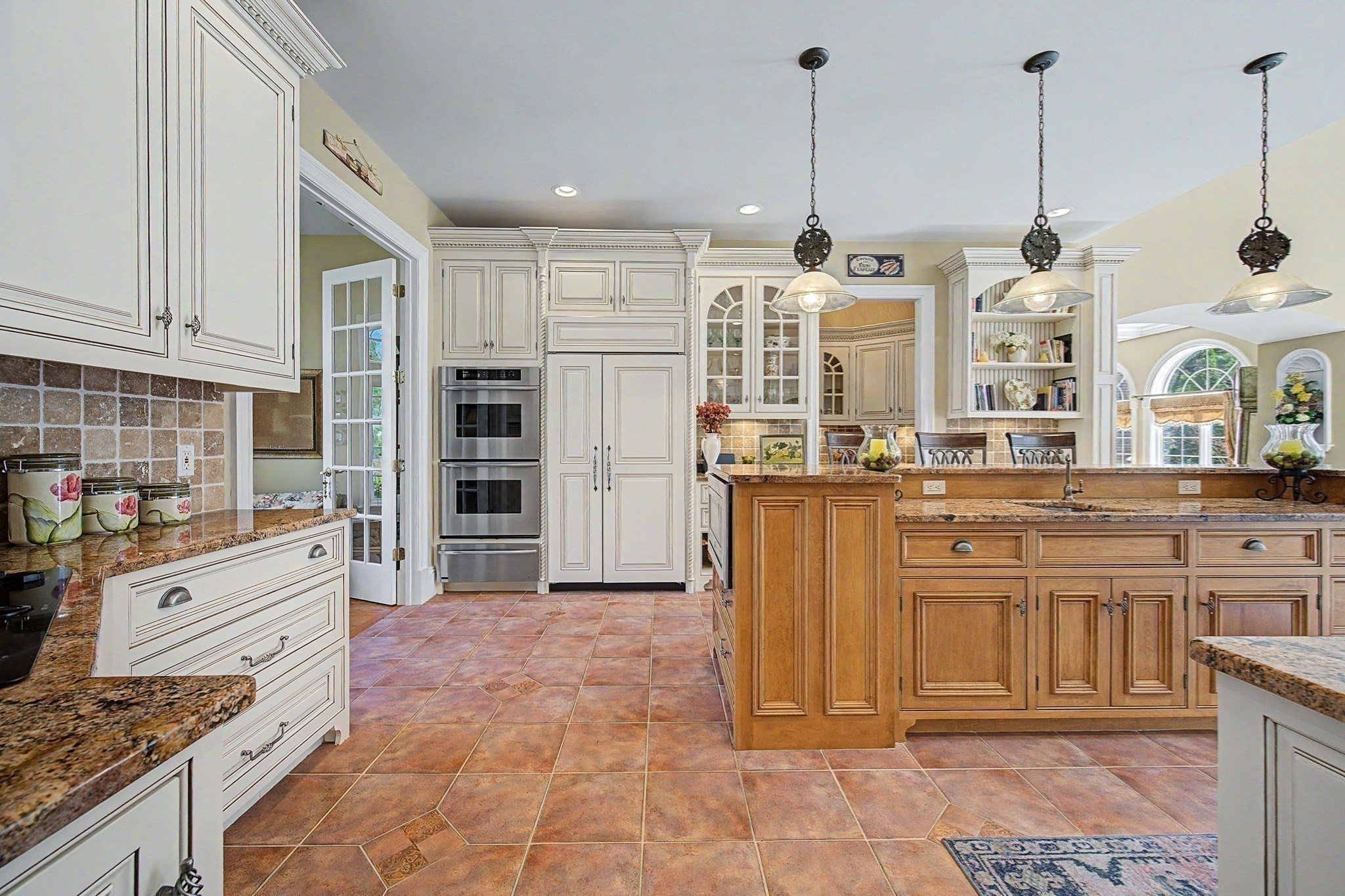 main property photo 12