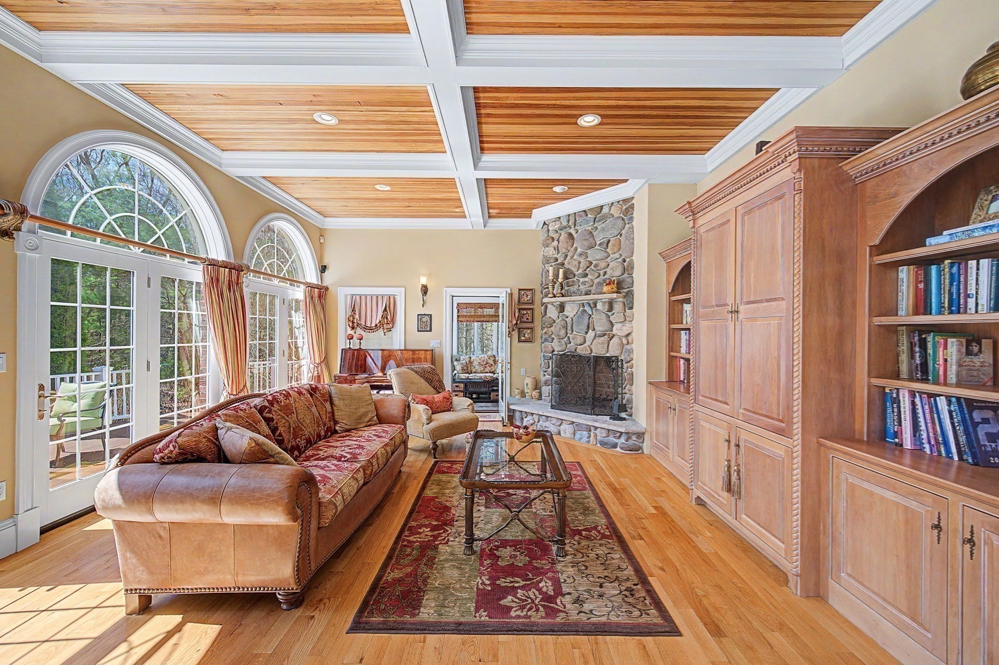 main property photo 17