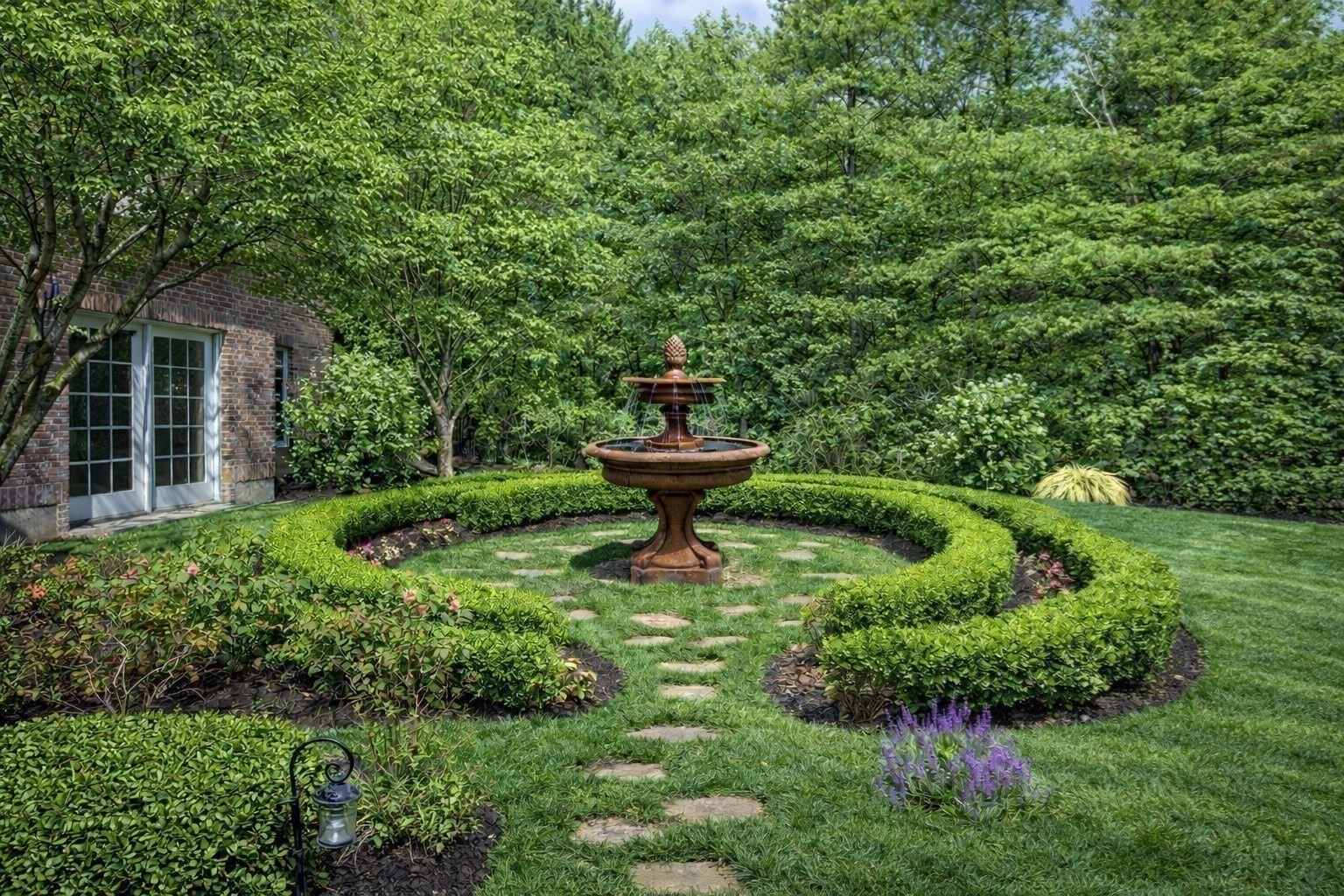 main property photo 37