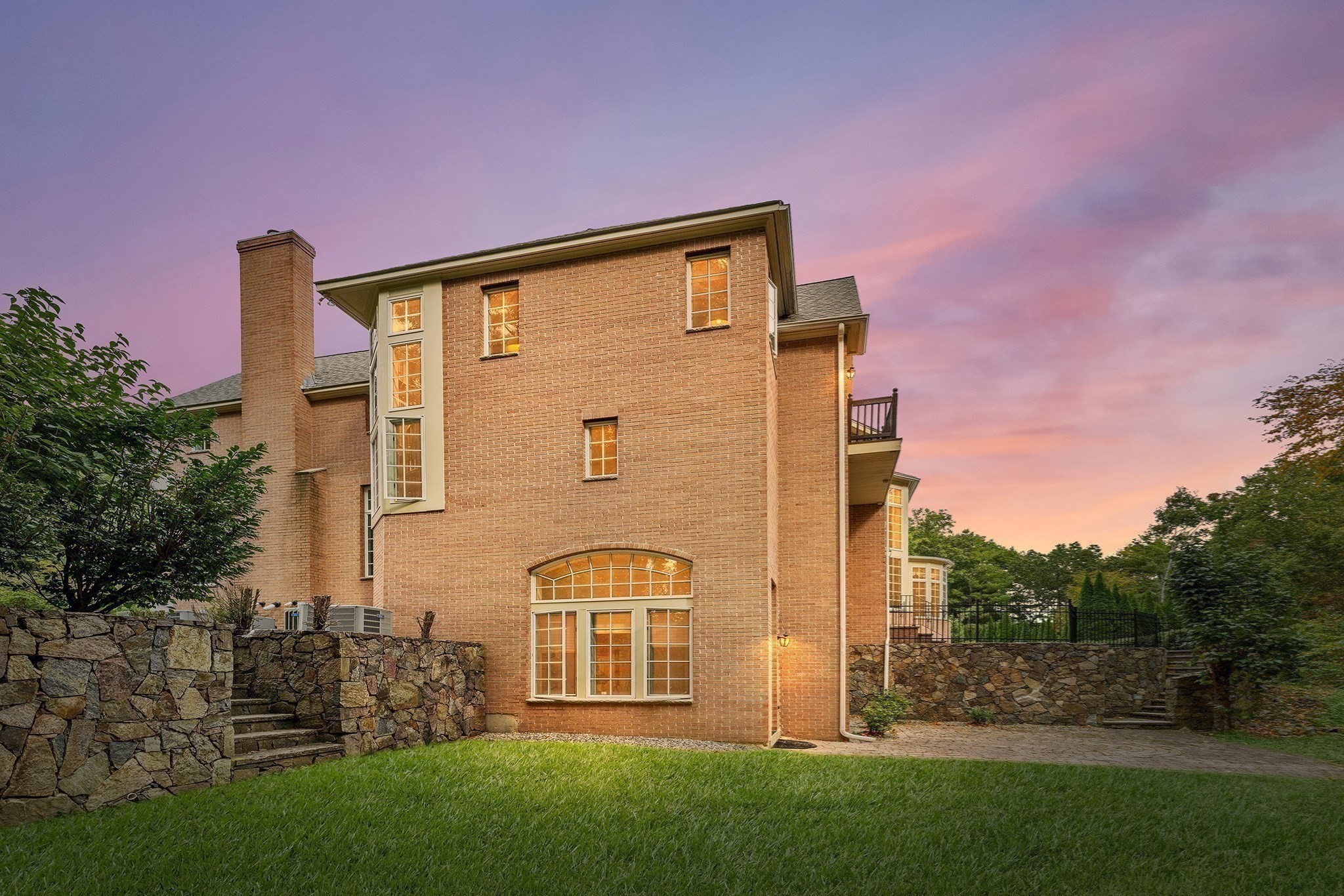main property photo 34