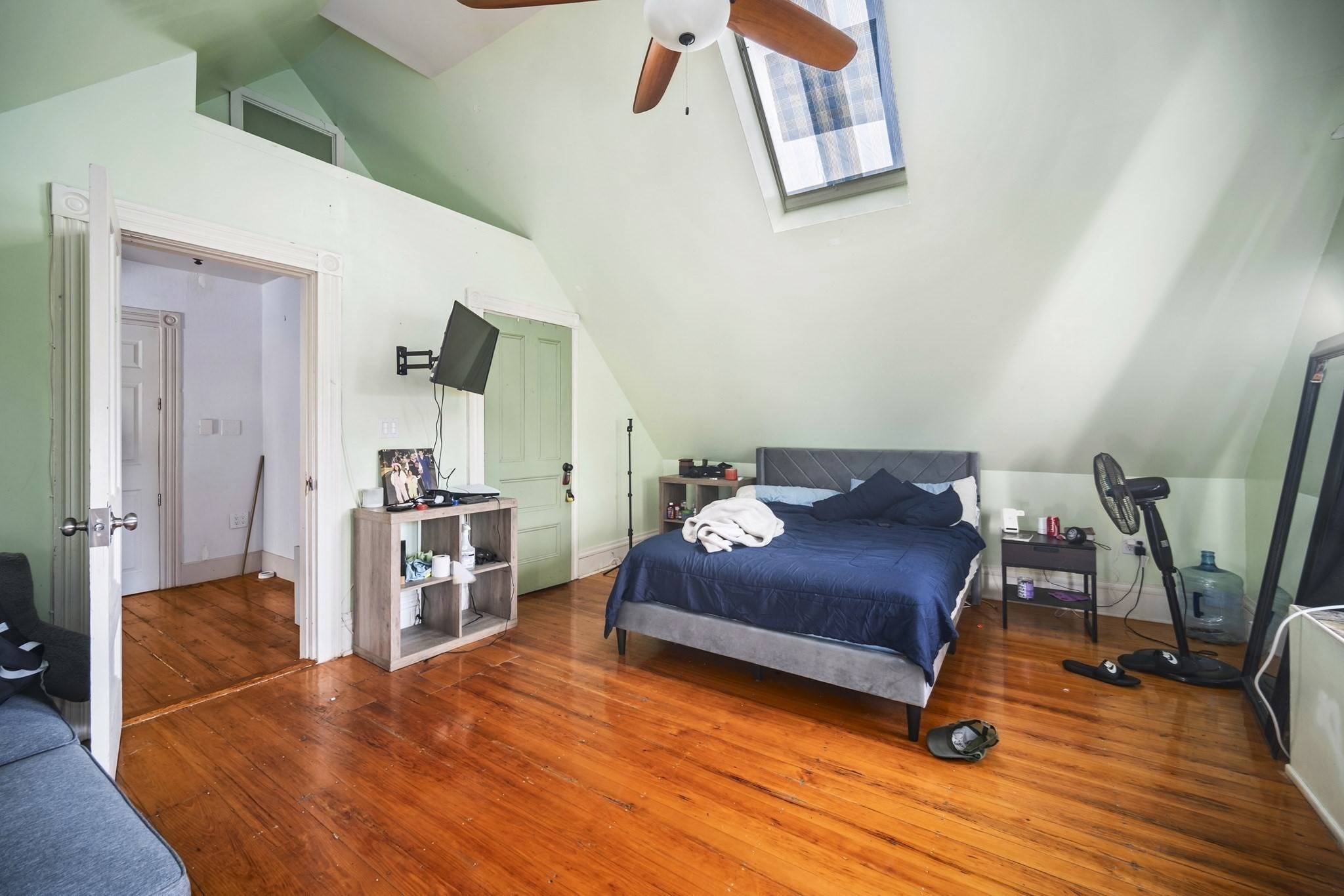 main property photo 17