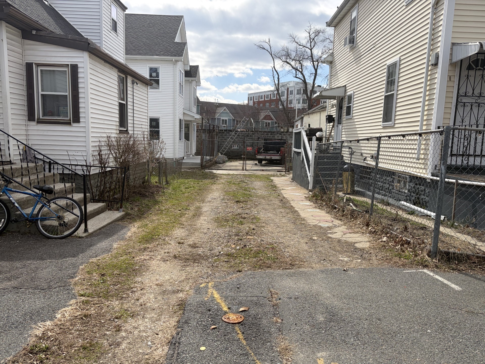 main property photo 38
