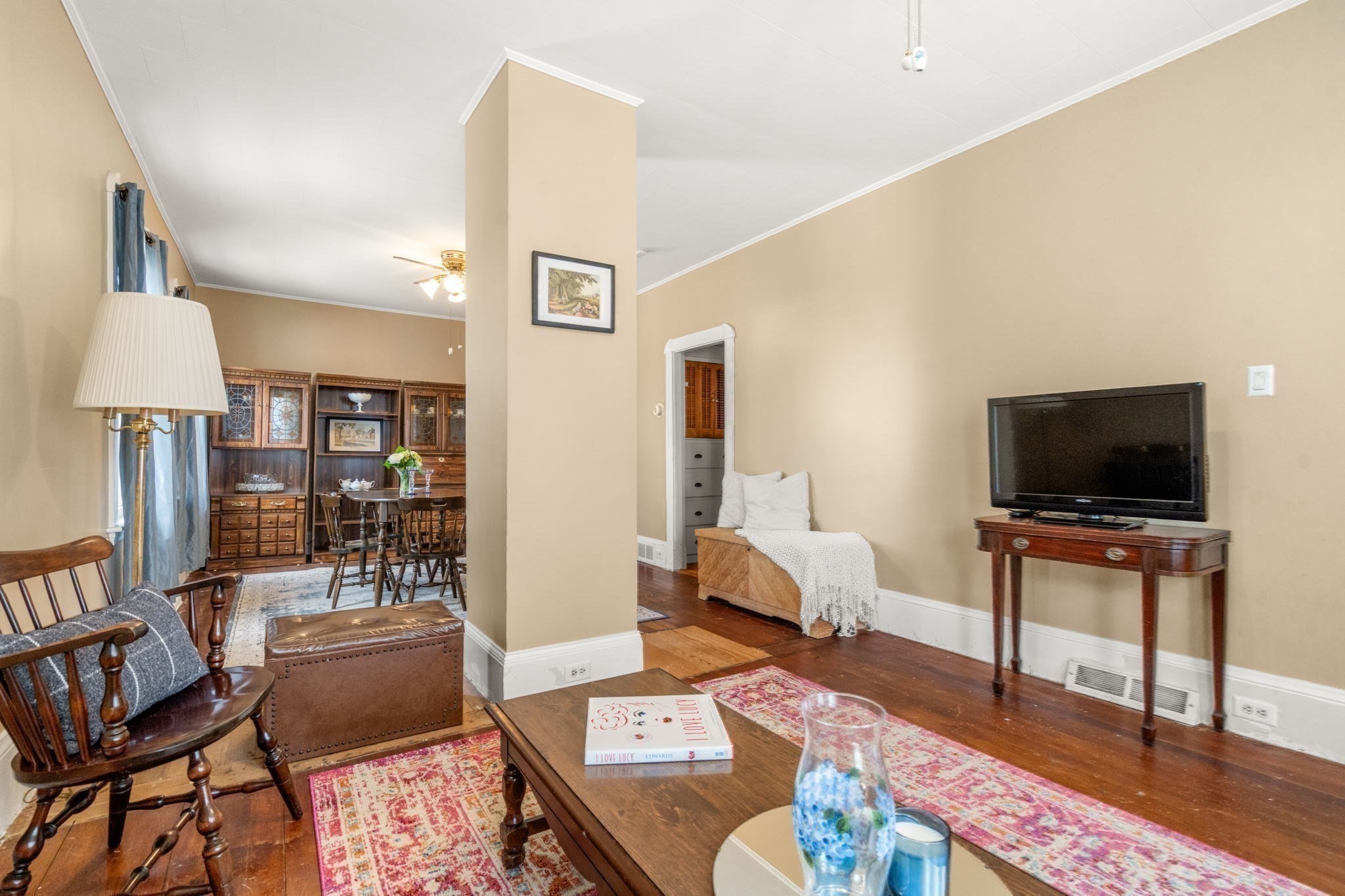 main property photo 12