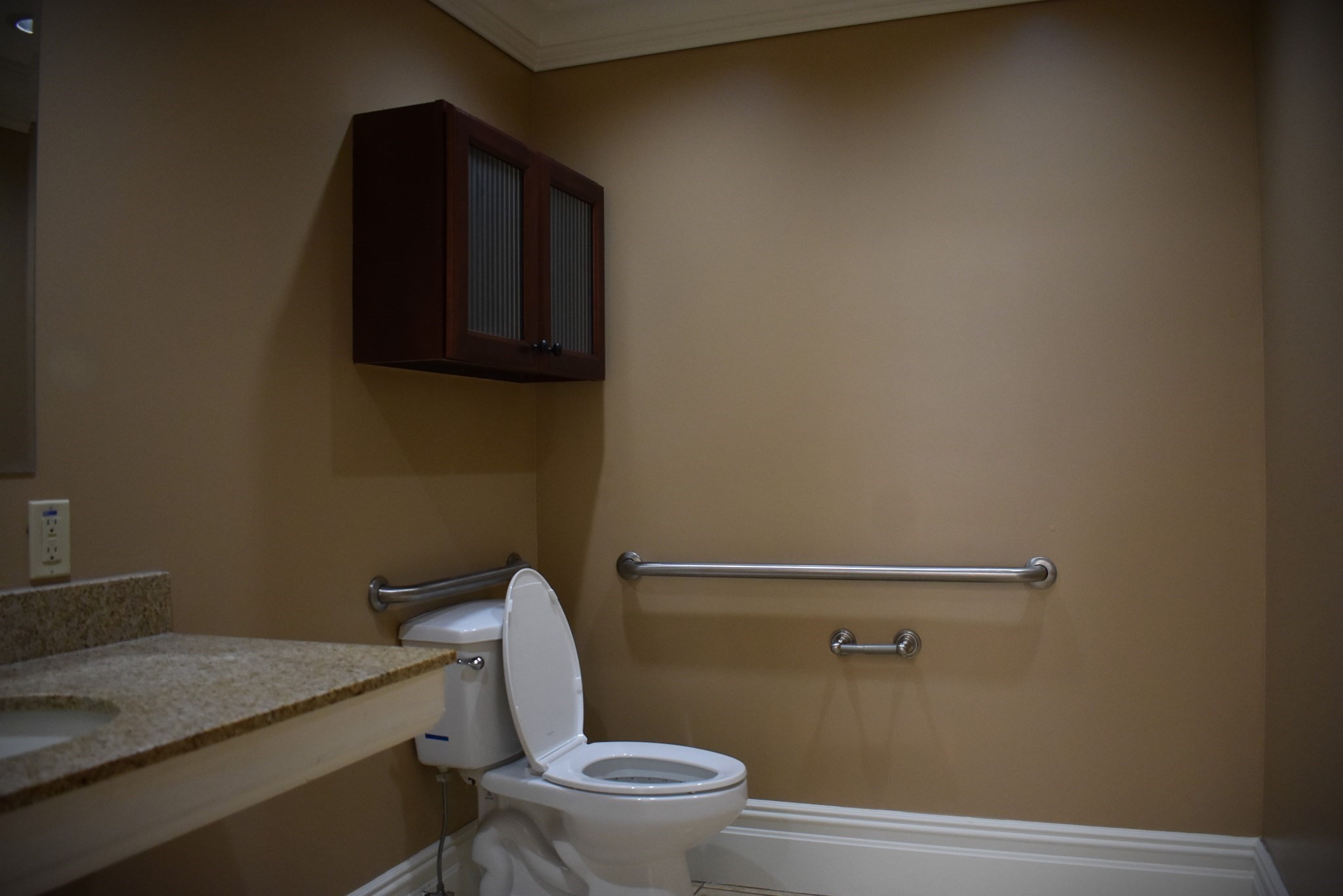 main property photo 13
