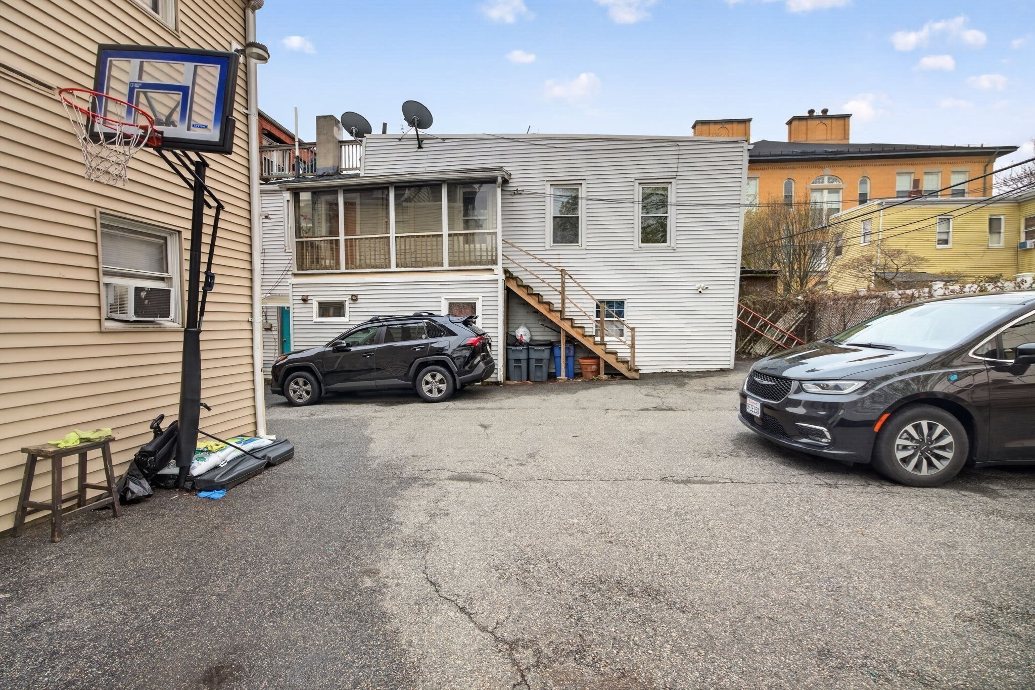 main property photo 5