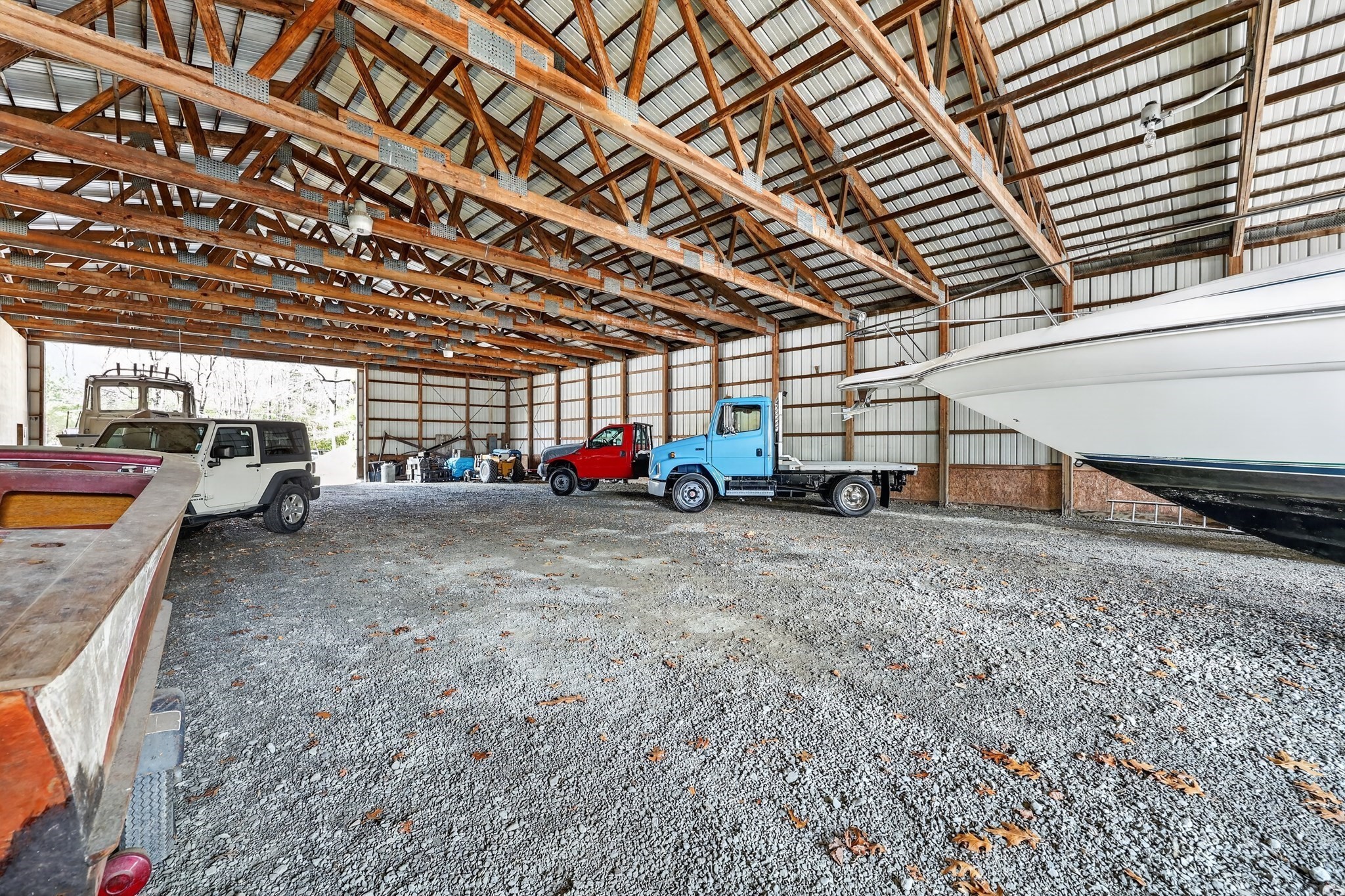 main property photo 38