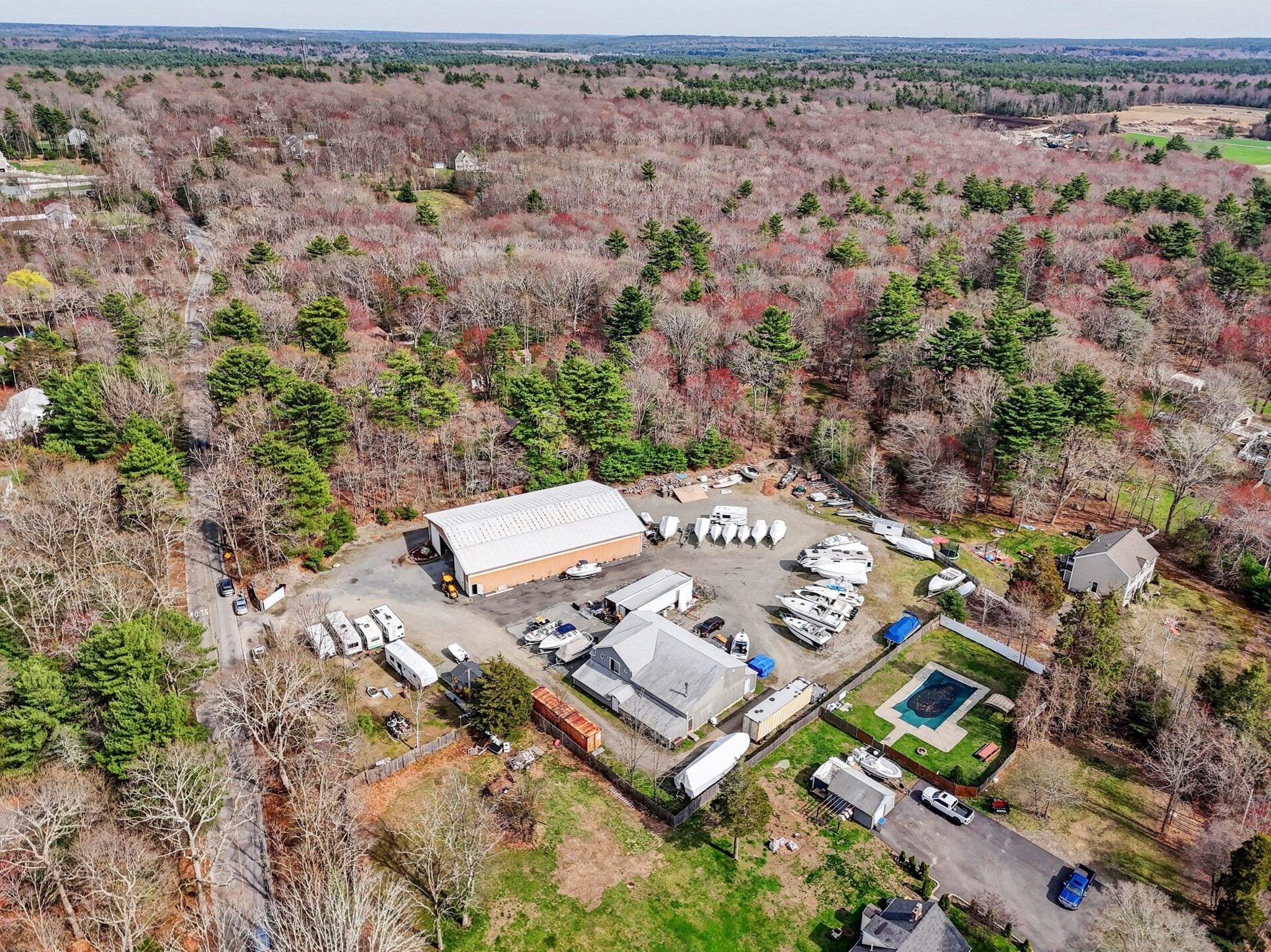 main property photo 40