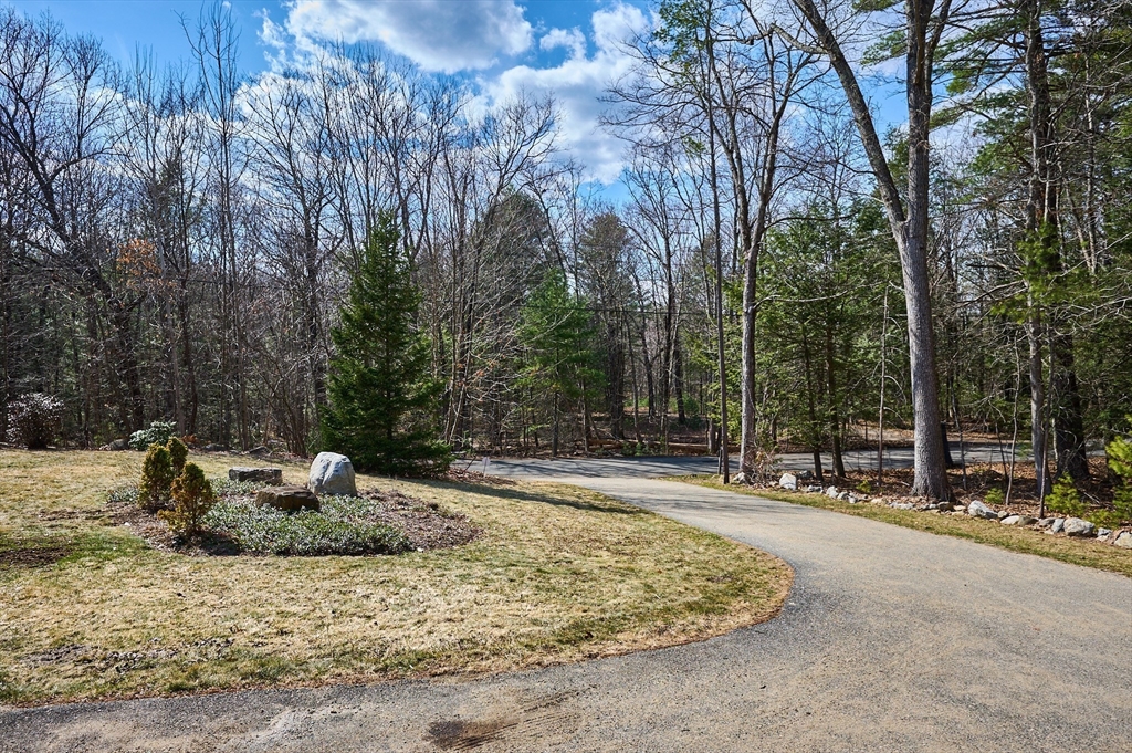 main property photo 25