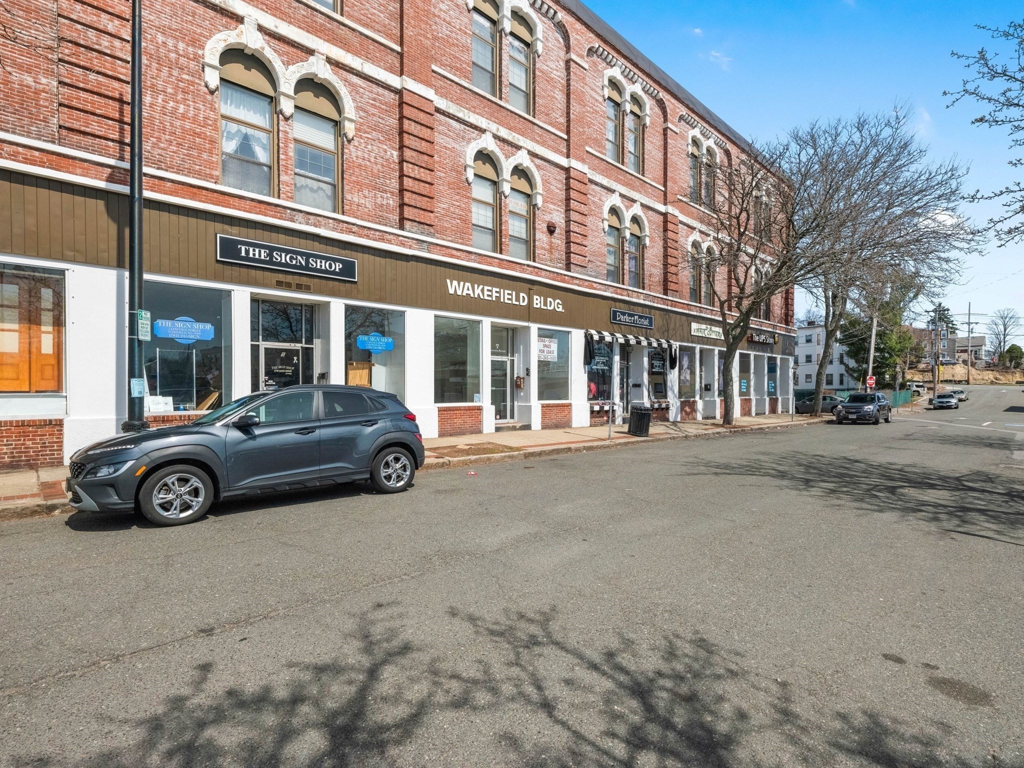 main property photo 4