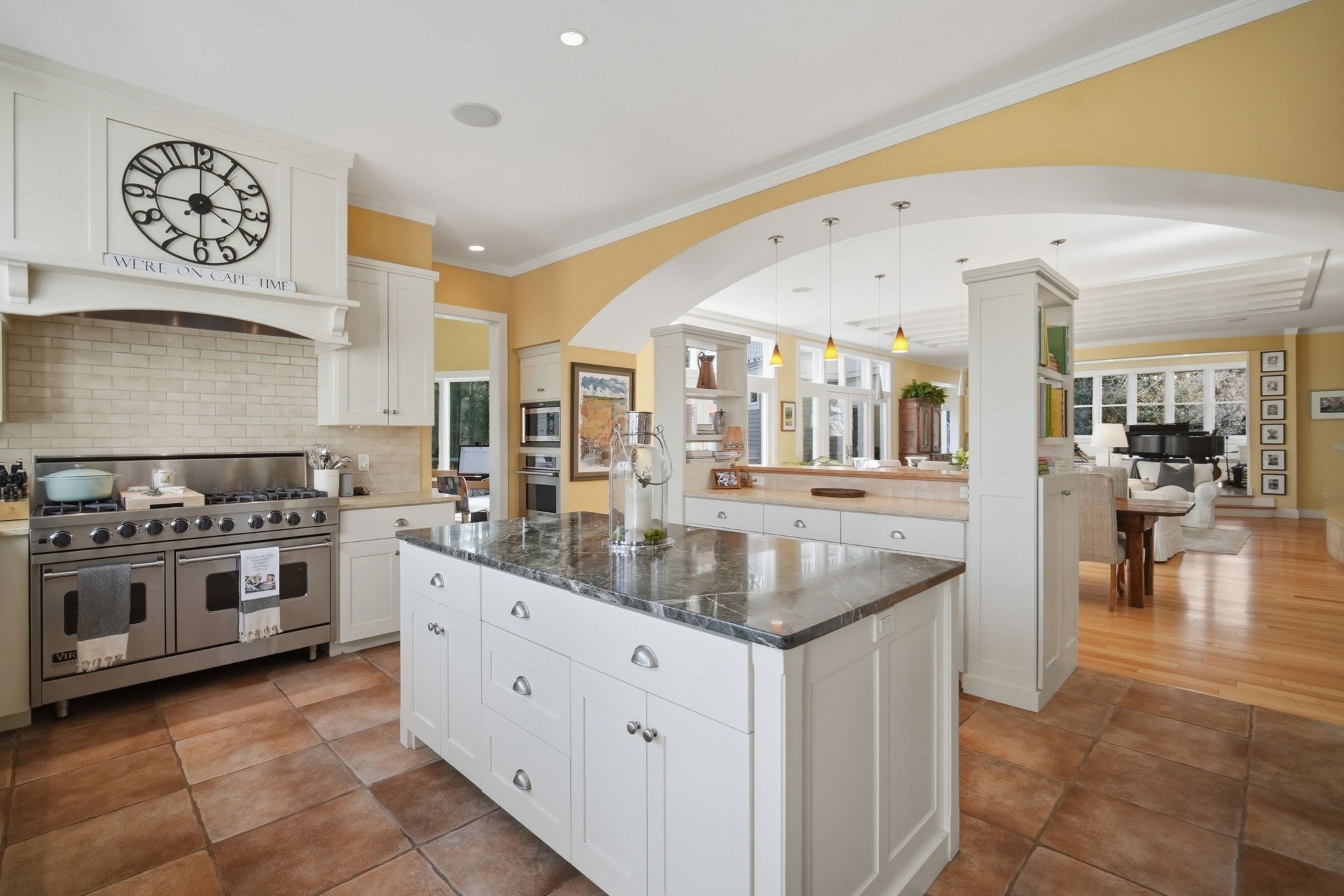 main property photo 5
