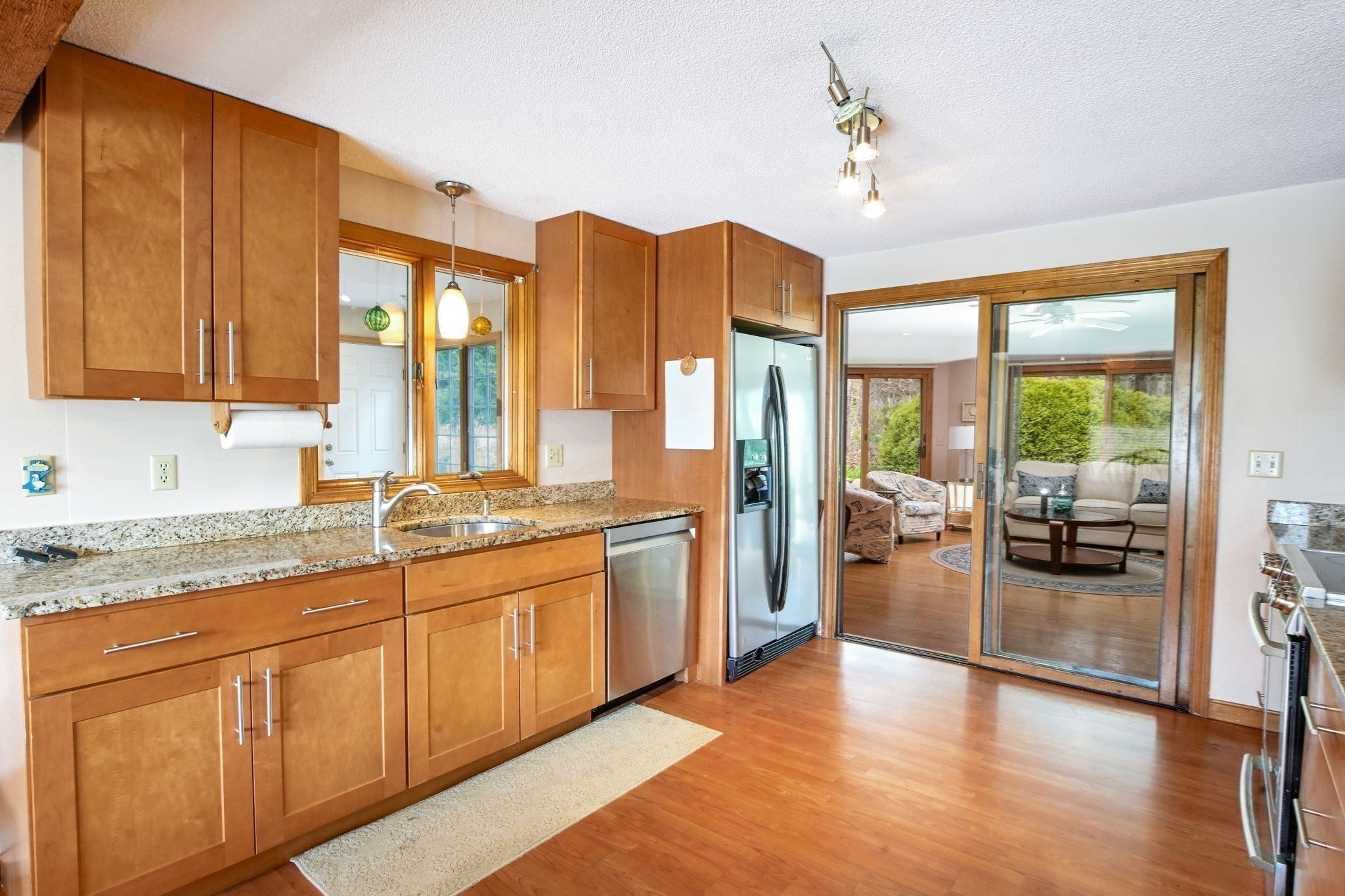 main property photo 6