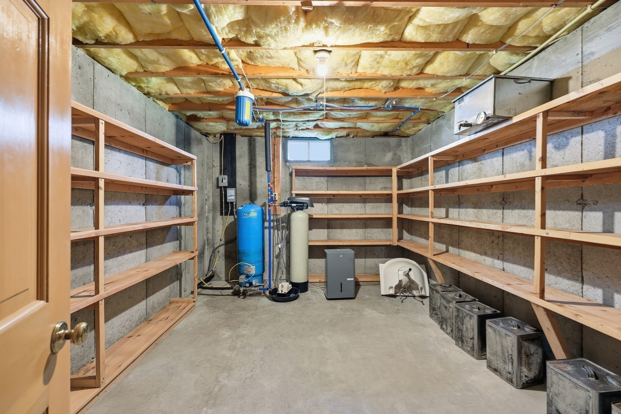 main property photo 25