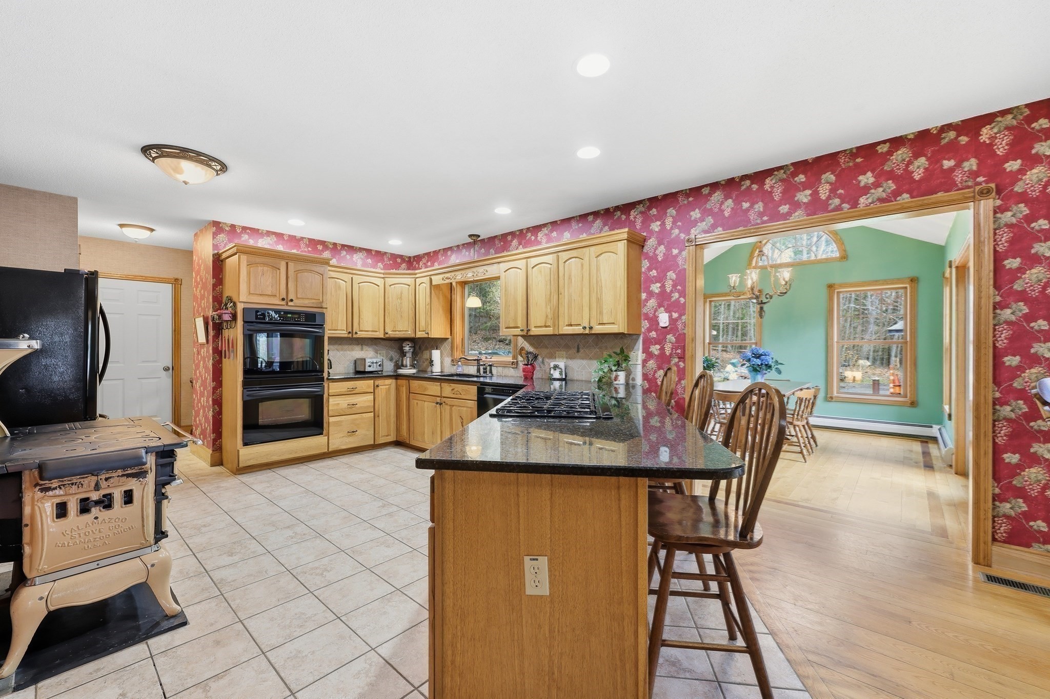 main property photo 5