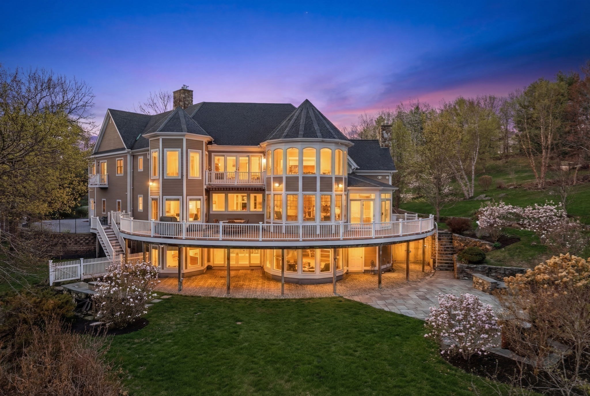 main property photo 40