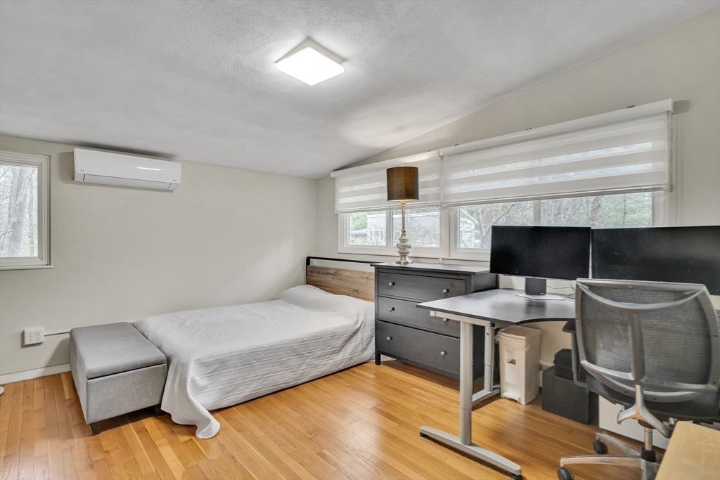 property viewer photo 15