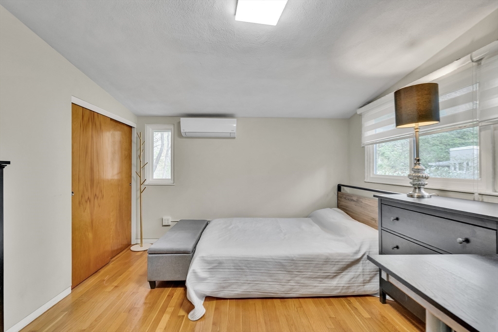 property viewer photo 16