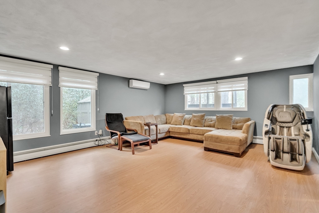 property viewer photo 18