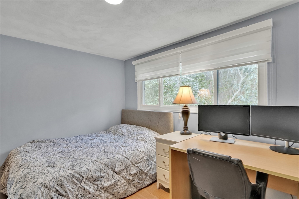property viewer photo 20