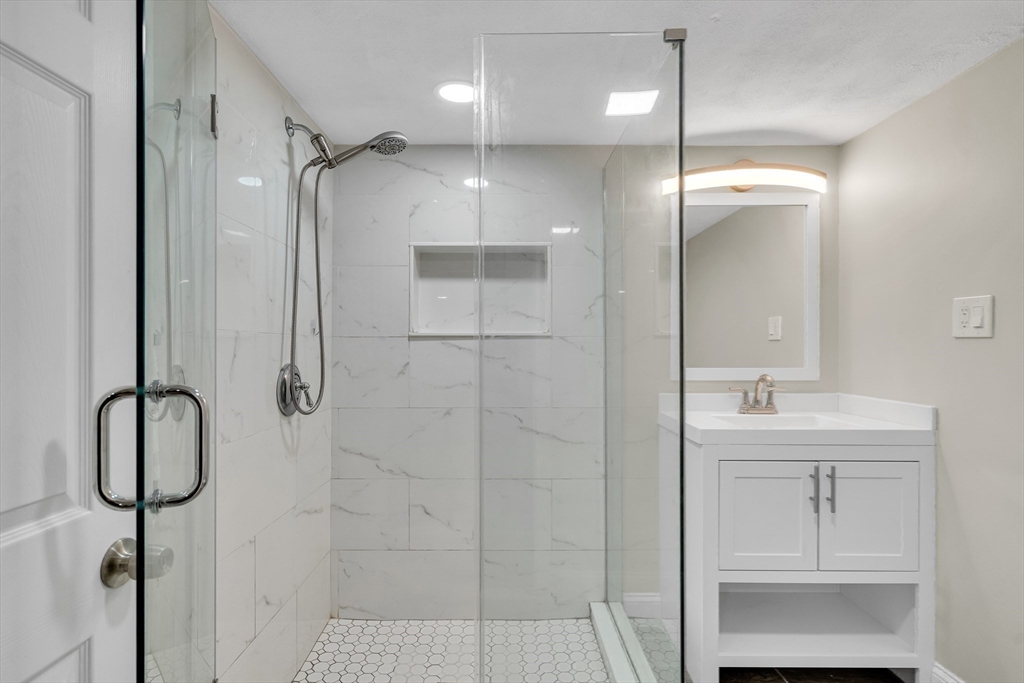 property viewer photo 27