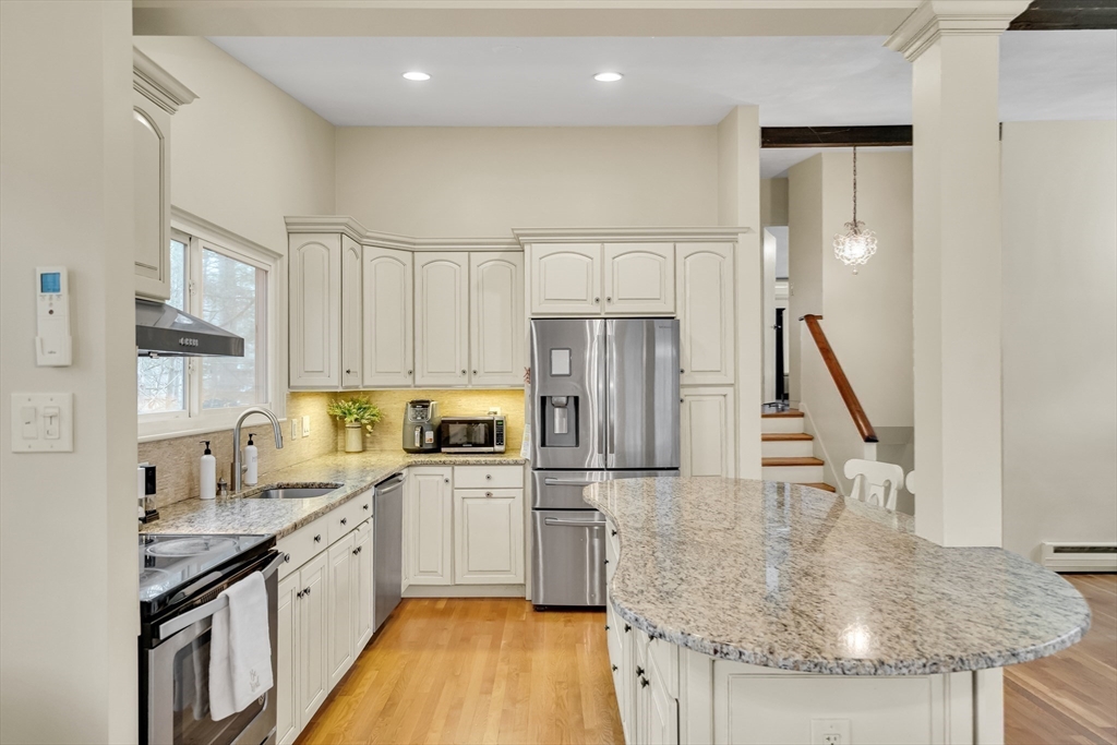 property viewer photo 6