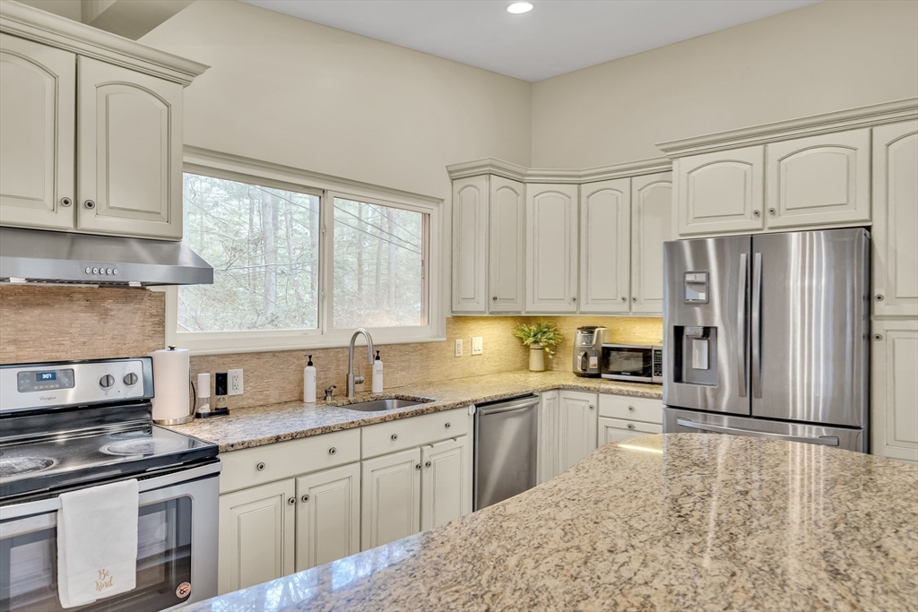 property viewer photo 7