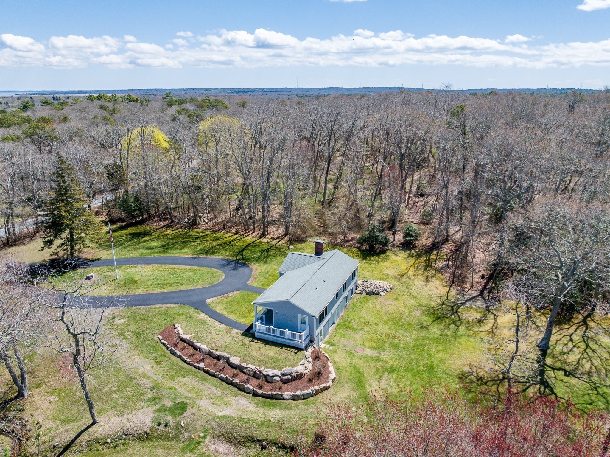 main property photo 36