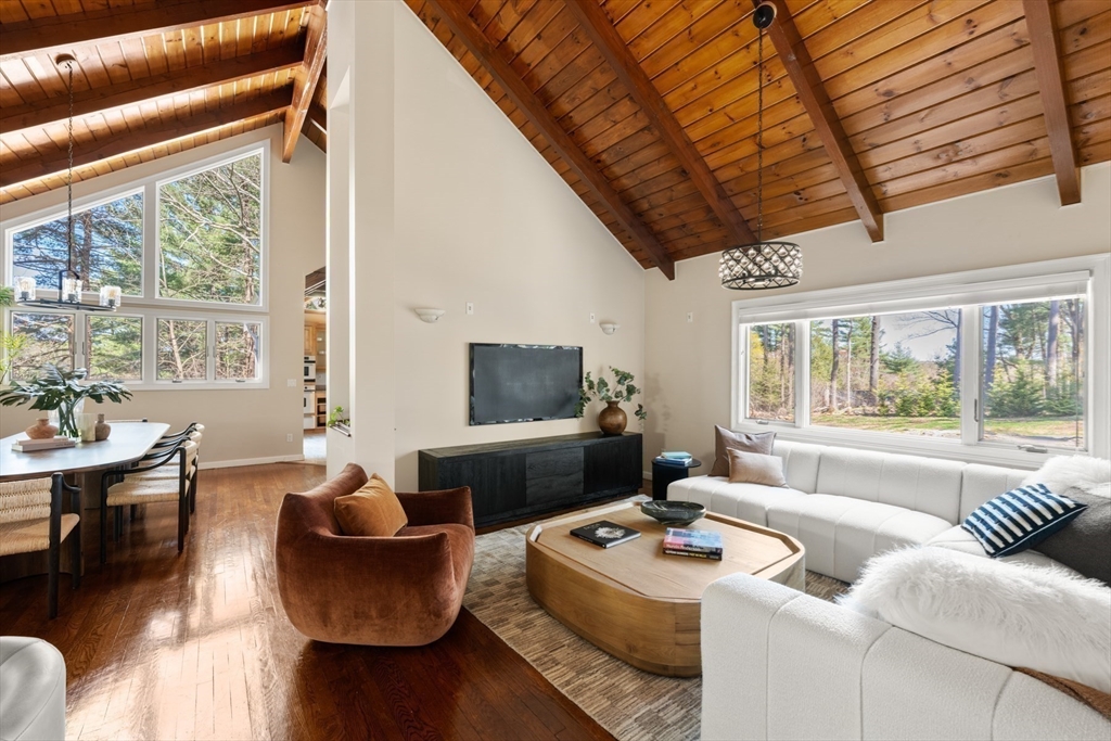 property viewer photo 4