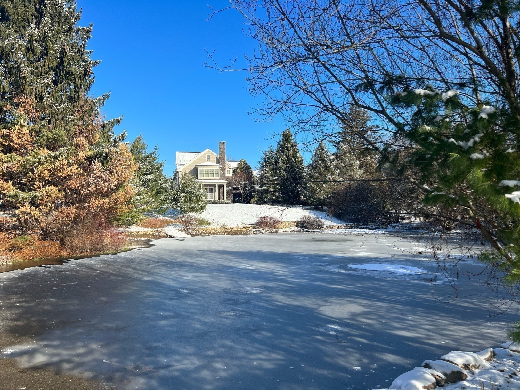 main property photo 32