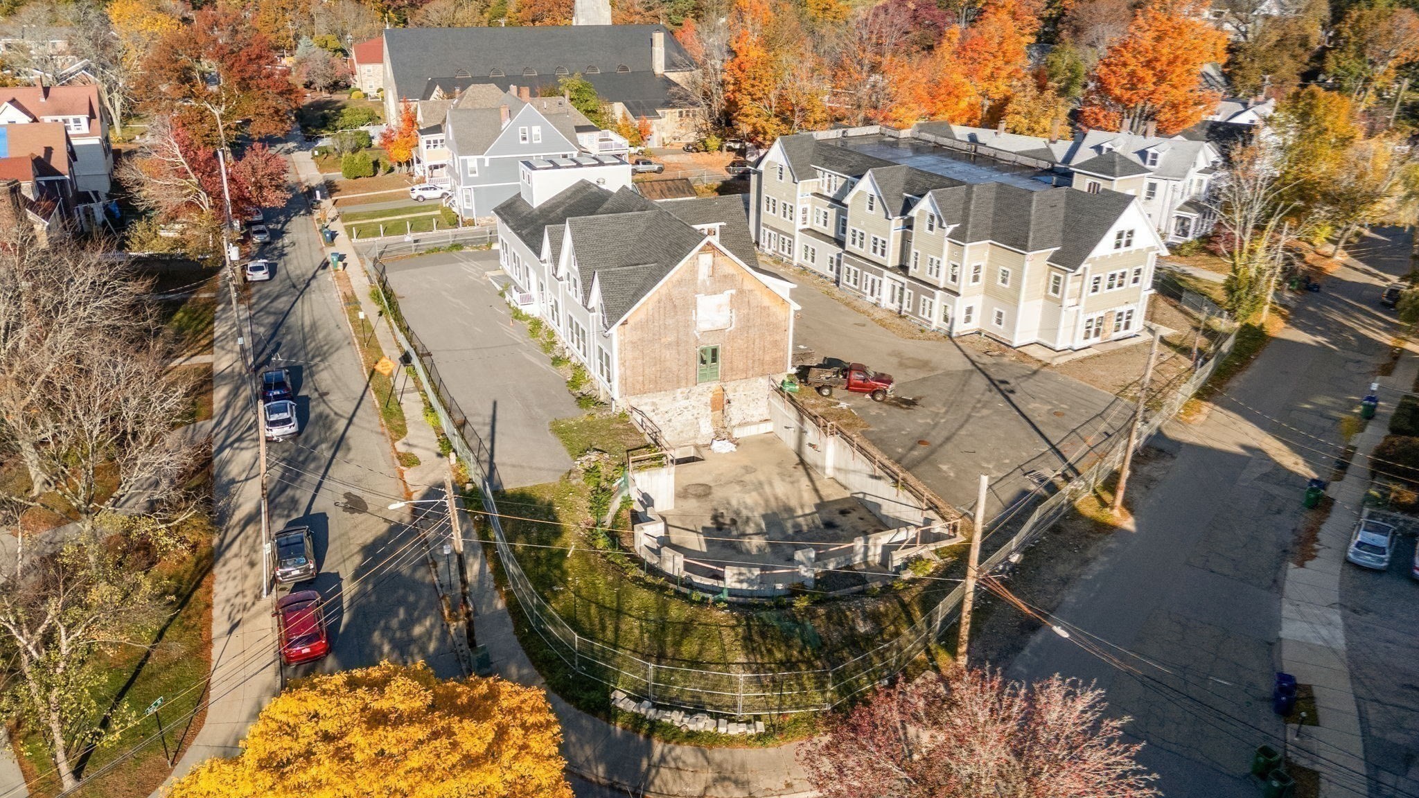 main property photo 9