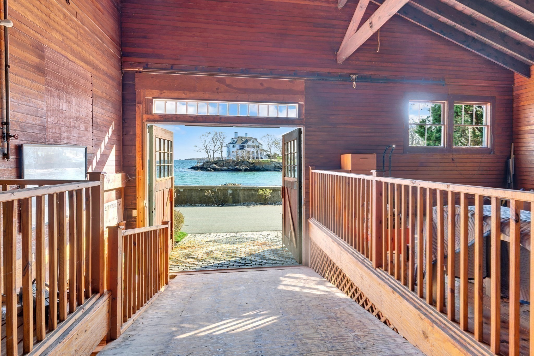 main property photo 37