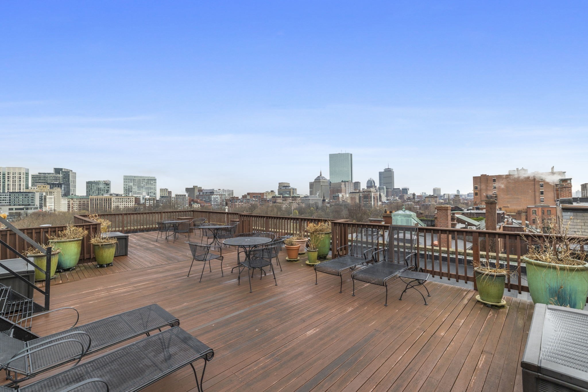 main property photo 9