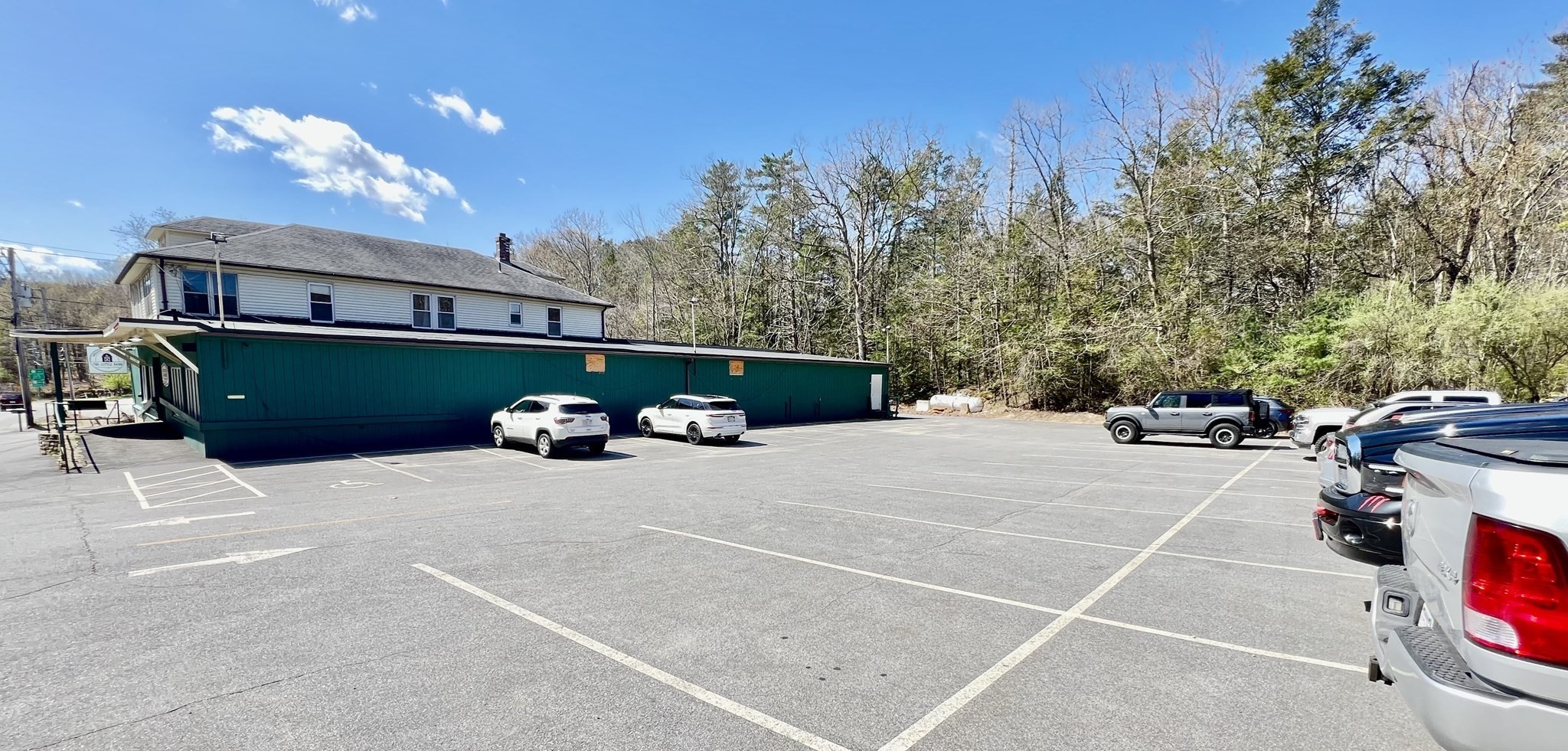 main property photo 11