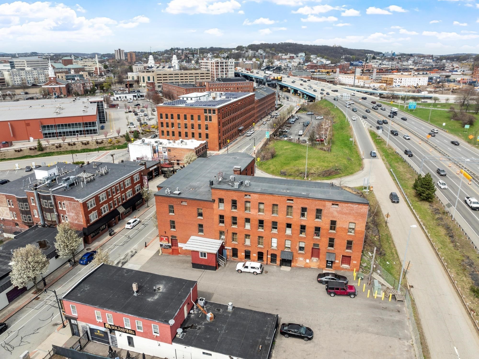 main property photo 34
