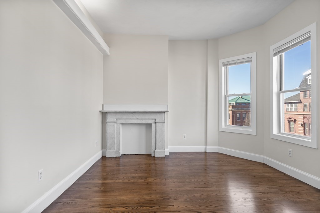 property viewer photo 20