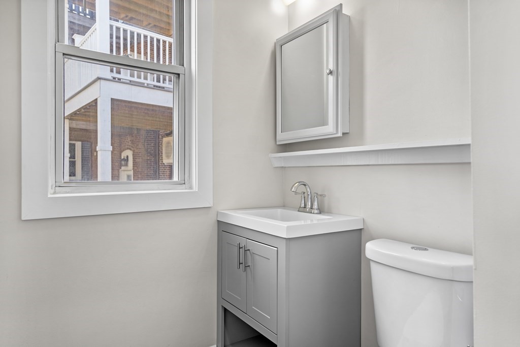 property viewer photo 3