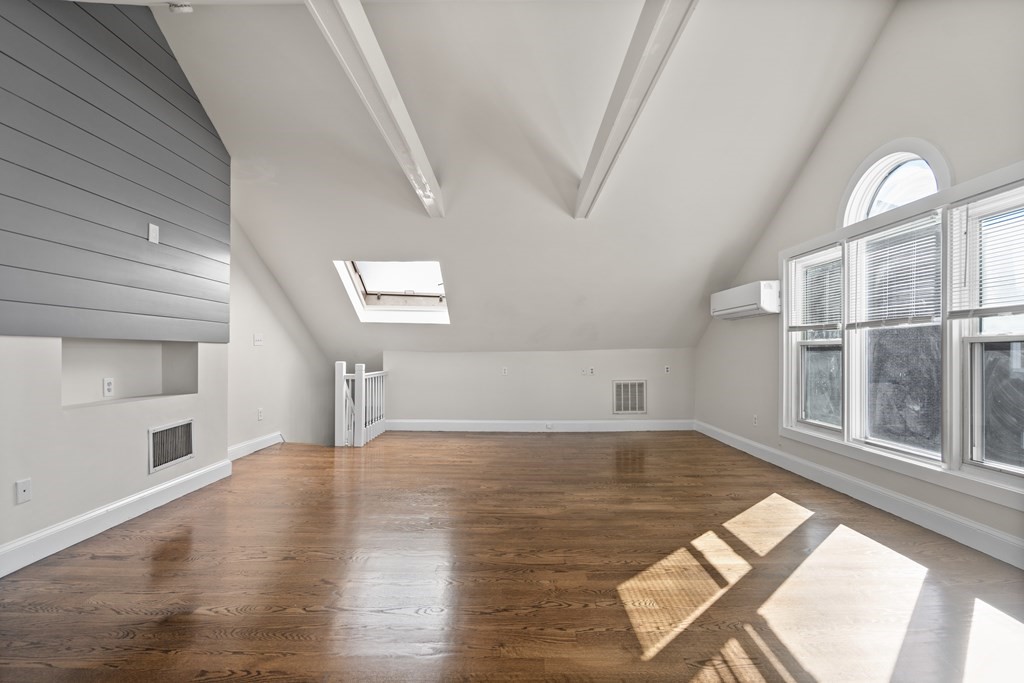 property viewer photo 30