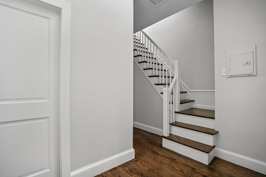 property viewer photo 38