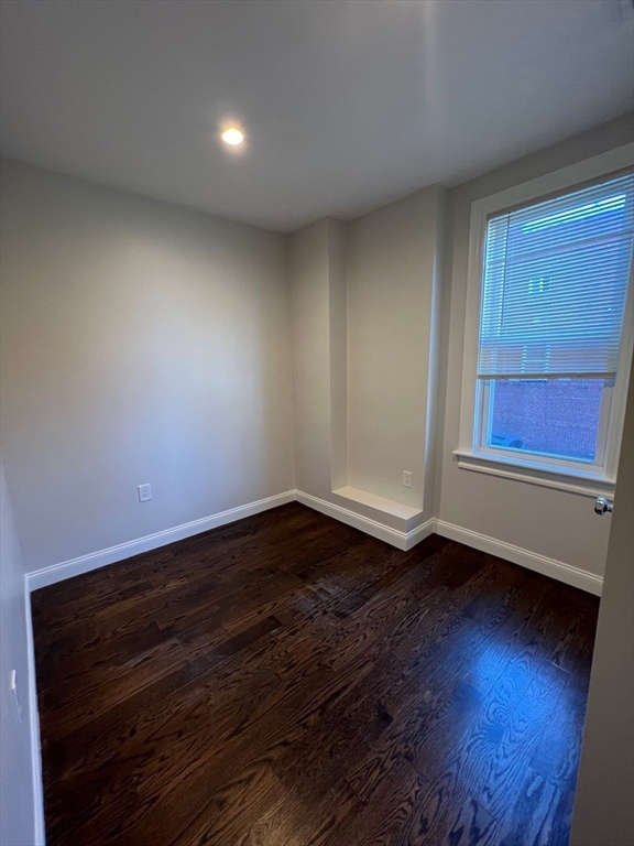 property viewer photo 13