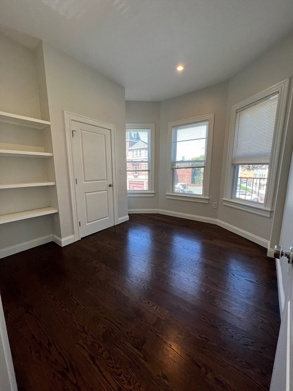 property viewer photo 9