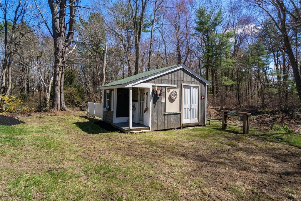 main property photo 37