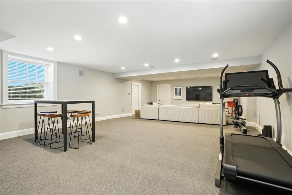property viewer photo 18
