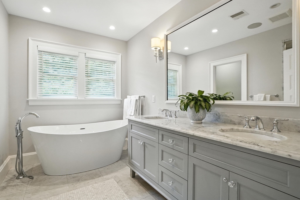 property viewer photo 25