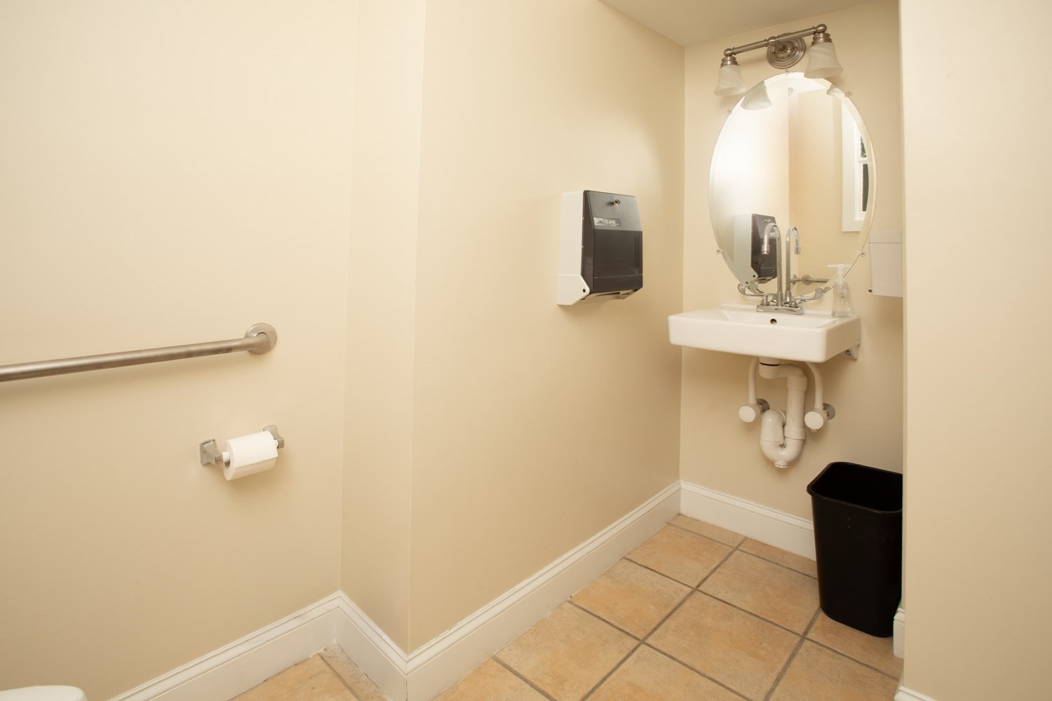 main property photo 26