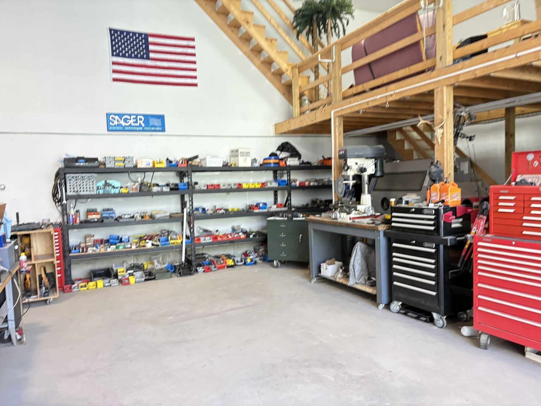 main property photo 31