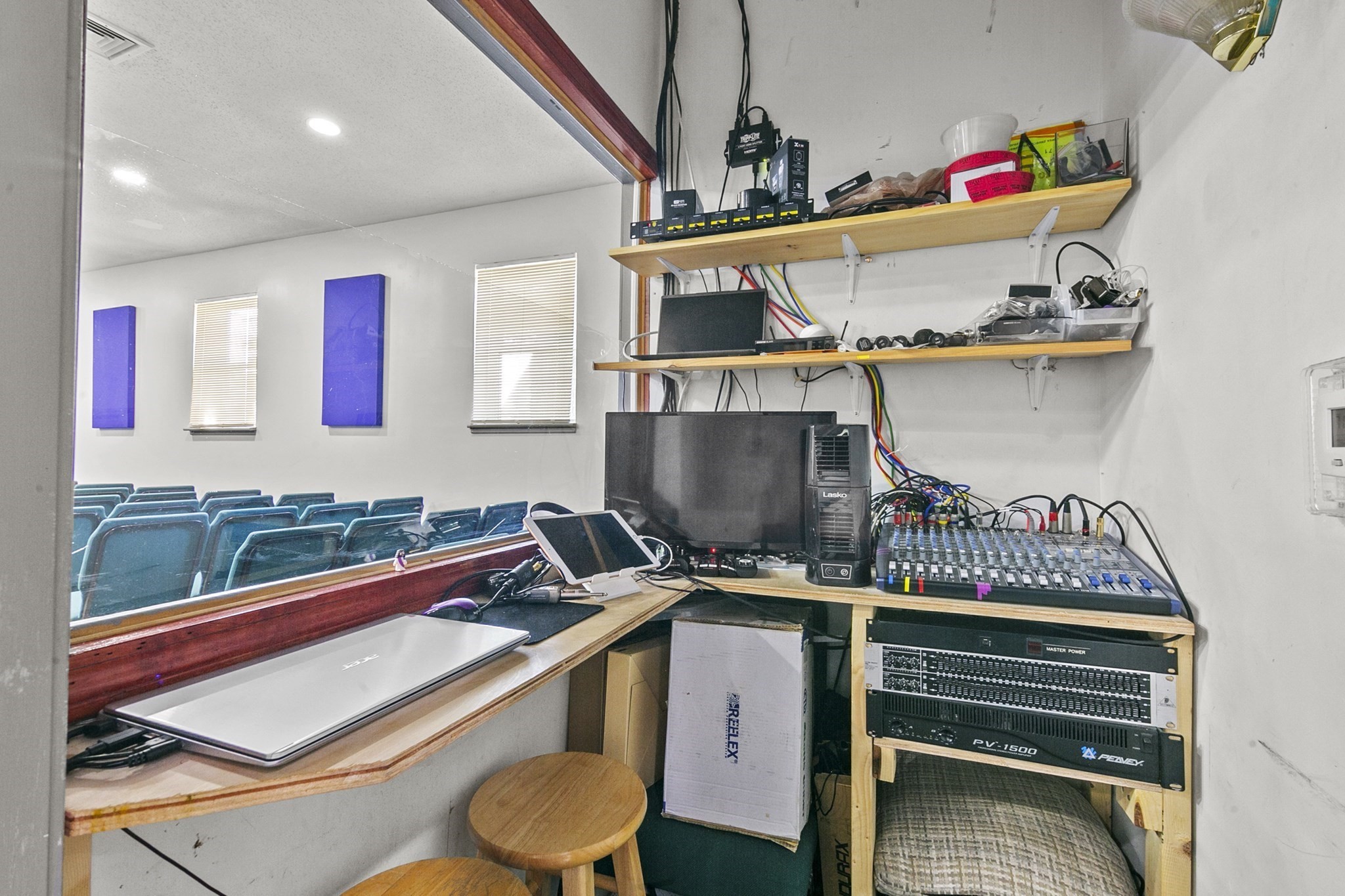 main property photo 5