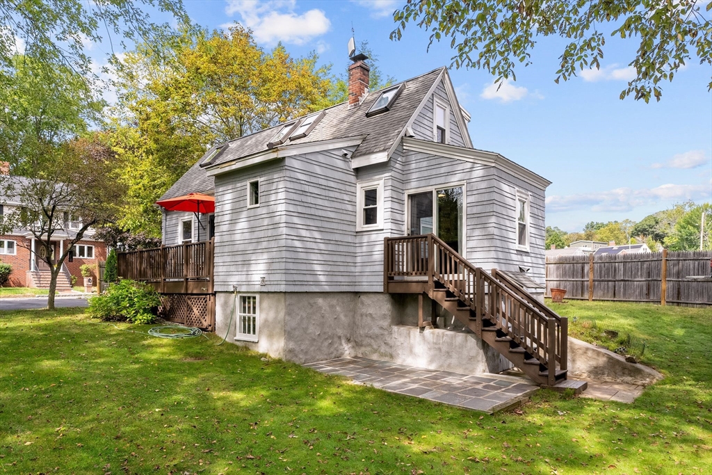 main property photo 23