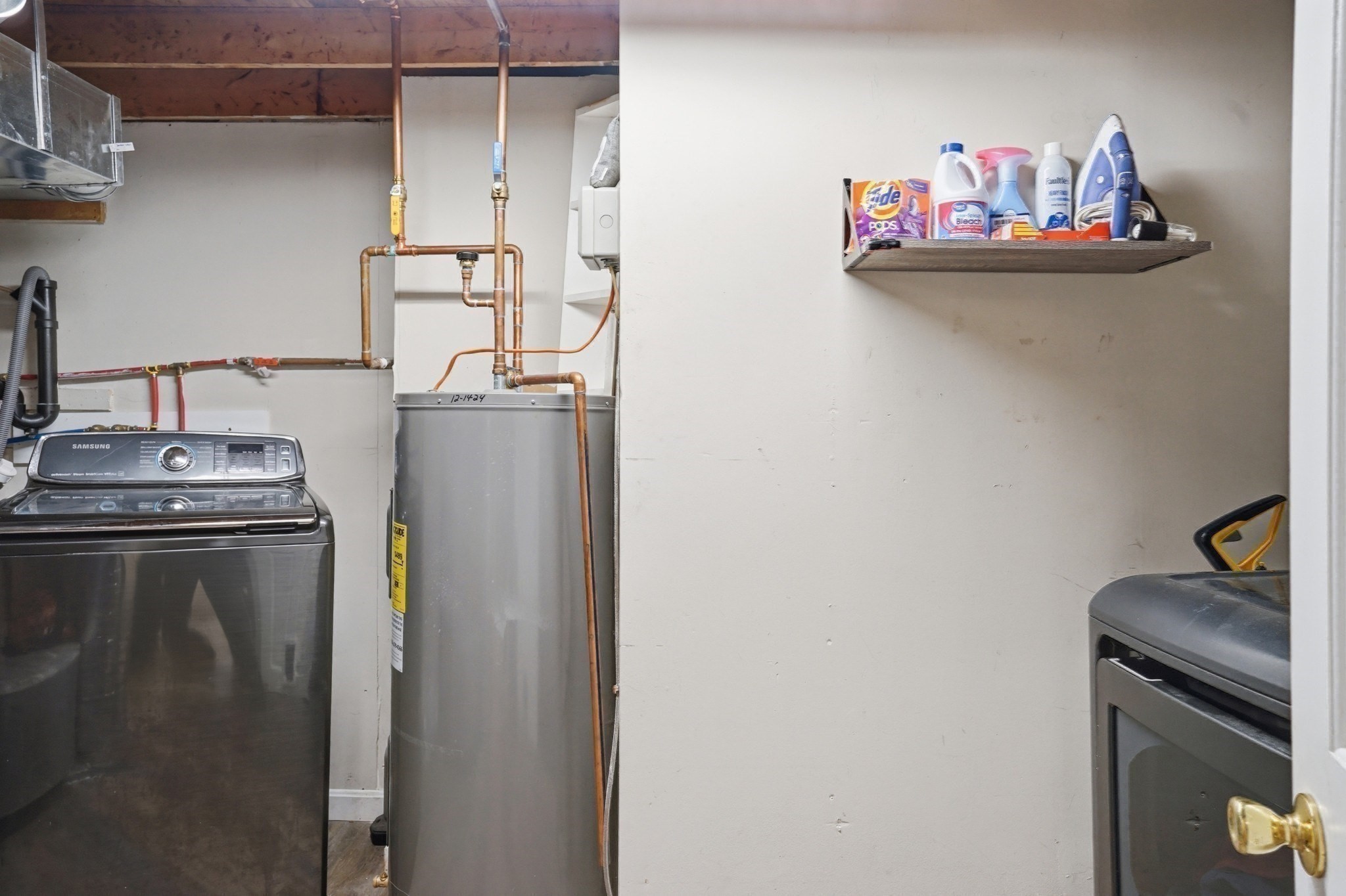 main property photo 30