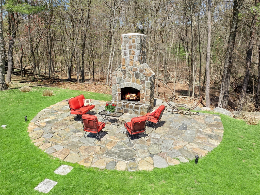 main property photo 37
