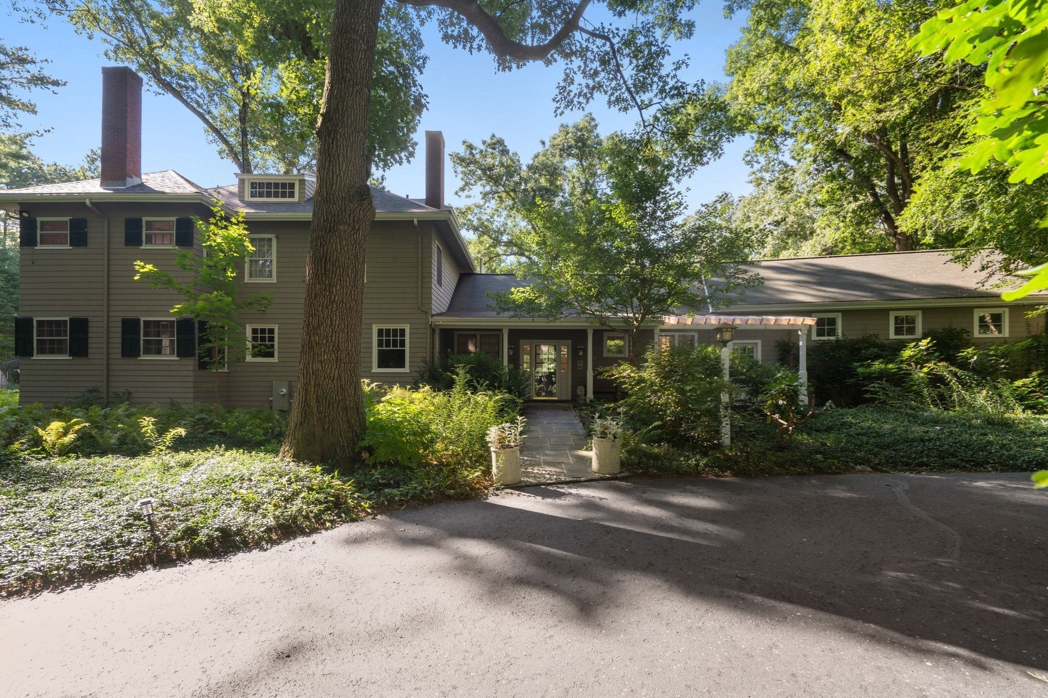 main property photo 36